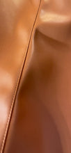 Carica l'immagine nel visualizzatore di Gallery, PANTALONE ECOPELLE TROMBETTA