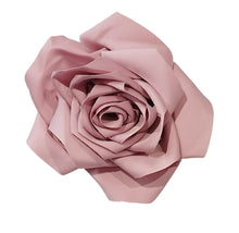 Carica l'immagine nel visualizzatore di Gallery, SPILLA ROSA piccola
