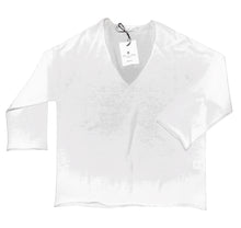 Carica l'immagine nel visualizzatore di Gallery, T-SHIRT MODELLO CORINNE
