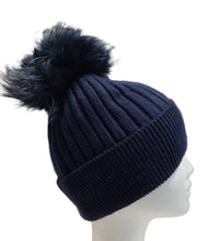 Carica l'immagine nel visualizzatore di Gallery, CAPPELLO PON PON
